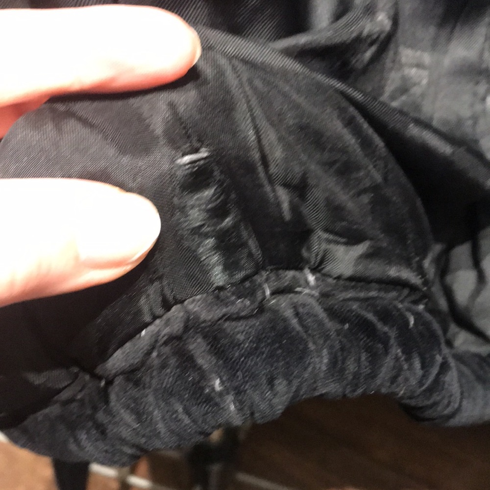 🔥sold 🔥Burberry velvet duck down puffer - small (as is) - Picture 14 of 17